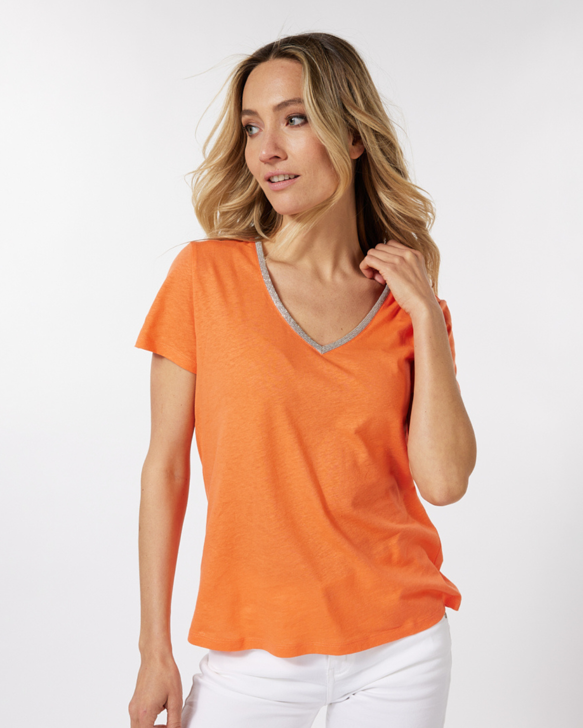 Fancy Neckline T-Shirt - Orange | Esqualo